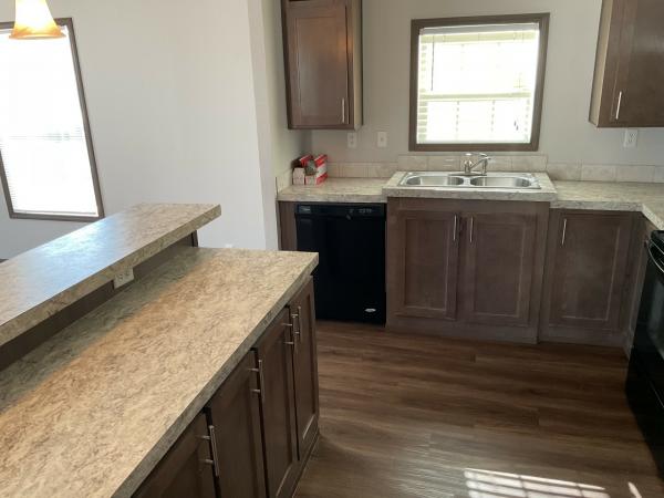 2016 Champion CH2860A Mobile Home