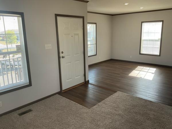 2016 Champion CH2860A Mobile Home