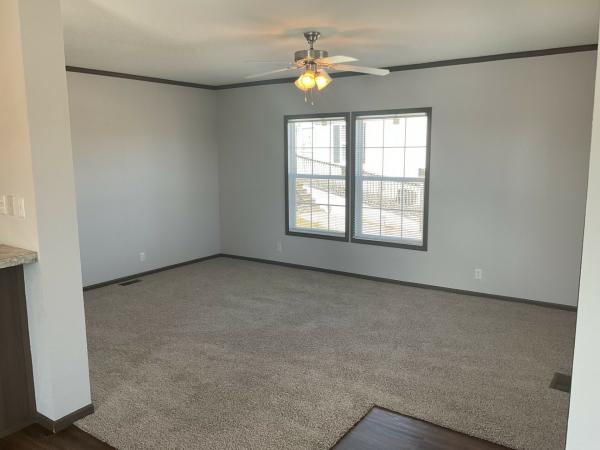 2016 Champion CH2860A Mobile Home