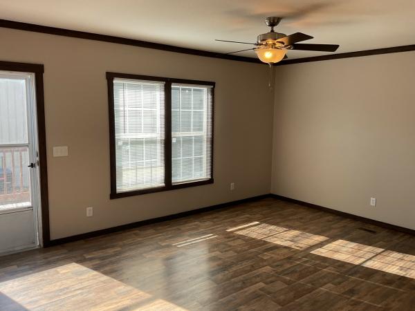 2016 Clayton 32SUN28523 Mobile Home