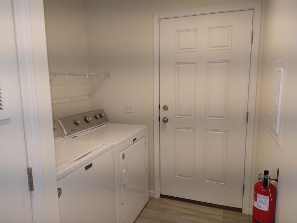 2017 CLAYTON 81TNS16663 Mobile Home