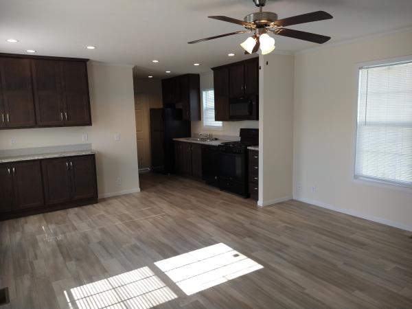 2017 CLAYTON 81TNS16663 Mobile Home