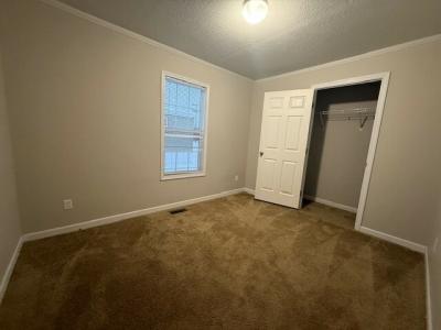 Photo 5 of 7 of home located at 7116 Chippenham Dr Fort Wayne, IN 46818