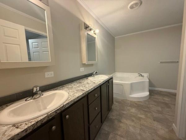 2020 Cavco 430HH28563A Mobile Home