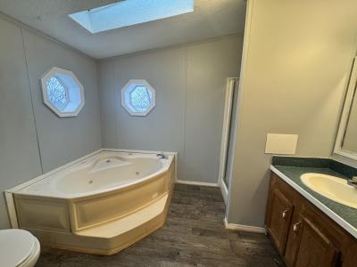 Photo 2 of 9 of home located at 4065 York Lane Jackson, MI 49201