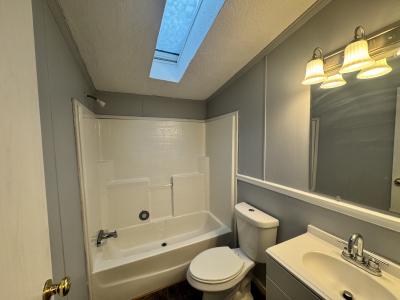 Photo 5 of 9 of home located at 4065 York Lane Jackson, MI 49201