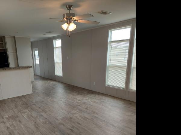 2022 Champion 19CS1660A Mobile Home