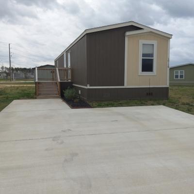 Mobile Home at 10118 Kateri Ct Conroe, TX 77303