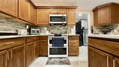 Photo 5 of 17 of home located at 181 Twin Coach Court Sanford, FL 32773