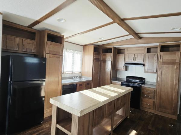 2015 Clayton Homes Inc Decision Maker Mobile Home