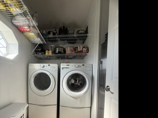 1999 SKYL Mobile Home