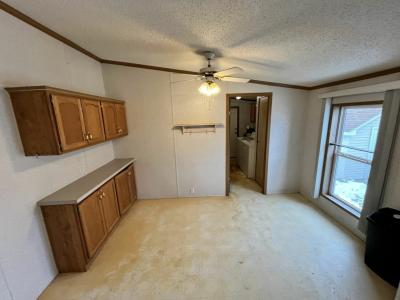 Photo 5 of 12 of home located at 25753 Shoal Creek Dr Monee, IL 60449