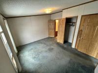 1996 Dutch Housing n/a Mobile Home