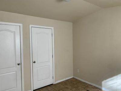 Photo 4 of 20 of home located at 1650 S Arizona Ave Lot 107 Chandler, AZ 85286