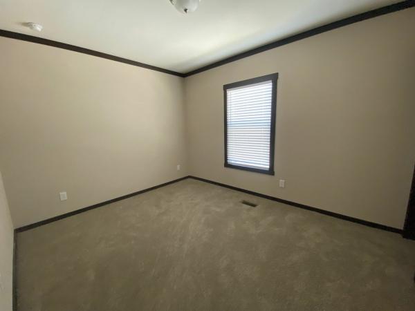 2020 Clayton 32SUN28523B Mobile Home