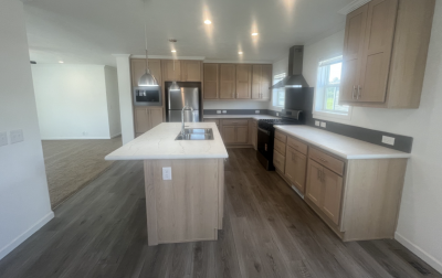 Photo 5 of 13 of home located at 24249 Redwood Dr Chelsea, MI 48118