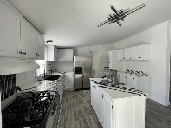 1997 American Homestar PFS0451936/ PFS0451937 Mobile Home