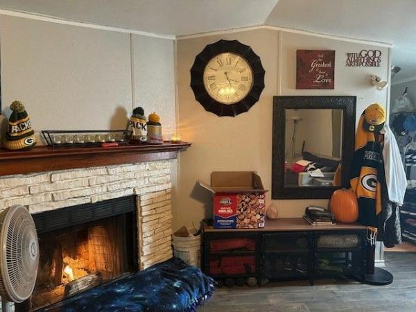 Photo 1 of 2 of home located at 5021 Shoreline Circle W #98 Fort Worth, TX 76119