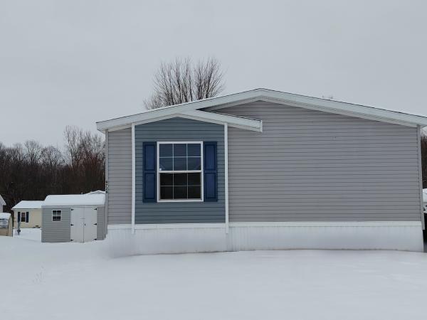 2018 Champion RA2864203(4) Mobile Home