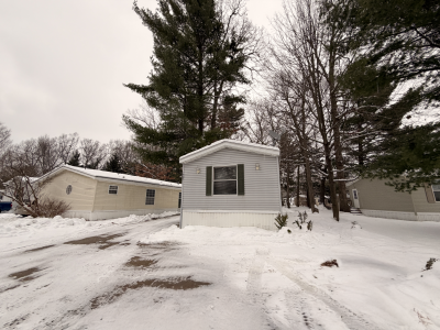 Mobile Home at 14487 Mapletree Lane Grand Haven, MI 49417