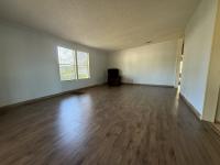 1988 TROP HS Mobile Home