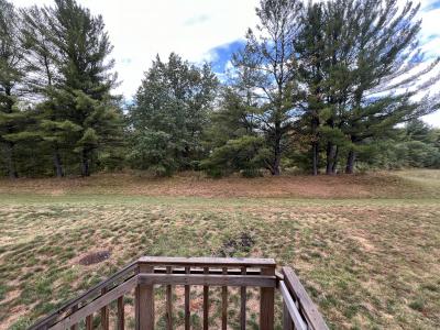 Photo 2 of 12 of home located at 2115 Leisure Ln Traverse City, MI 49686