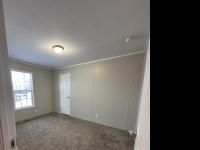 2019 Champion RA2860224 Mobile Home