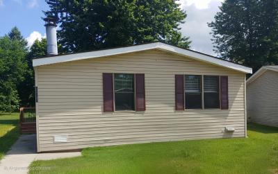 Mobile Home at 25147 Au Lac North Lot 304 Chesterfield, MI 48051