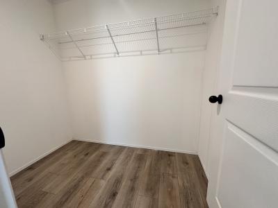 Photo 2 of 13 of home located at 1016 Cosmos Drive Lakeland, FL 33803