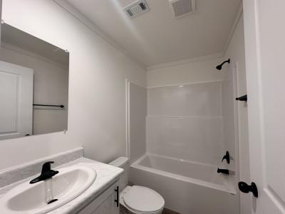 Photo 4 of 13 of home located at 1016 Cosmos Drive Lakeland, FL 33803