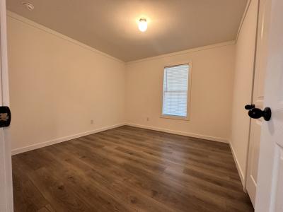 Photo 5 of 13 of home located at 1016 Cosmos Drive Lakeland, FL 33803