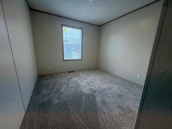 2026 clayton 95ADR28563A Mobile Home