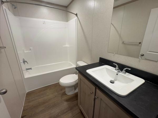 2026 clayton 95ADR28563A Mobile Home