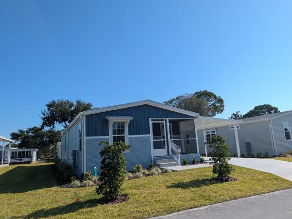 2025 Champion SIG3563B Mobile Home