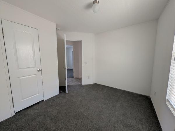 2025 Champion SIG3563B Mobile Home