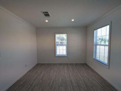 Photo 5 of 15 of home located at 114 Belleza Blvd Edgewater, FL 32141