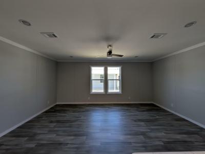 Photo 4 of 15 of home located at 116 Belleza Blvd Edgewater, FL 32141