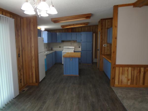 1991 Sterling S6620 Mobile Home