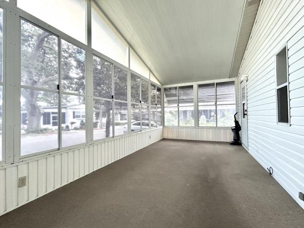 2000 Homes of merit Double Mobile Home