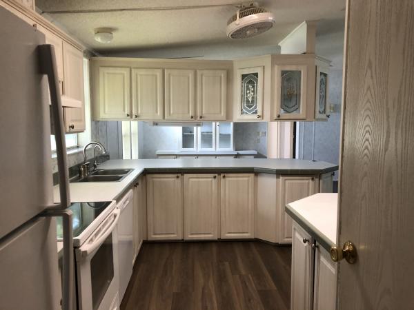 2000 Homes of merit Double Mobile Home