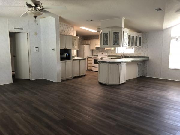 2000 Homes of merit Double Mobile Home