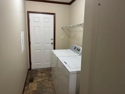 Mobile Home at 28696 Mapleleaf Flat Rock, MI 48134