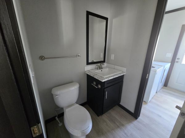 2022 Clayton 32DEV28443CA PORCH Mobile Home