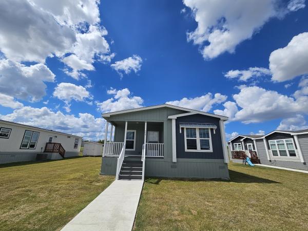 2022 Clayton Mobile Home For Sale