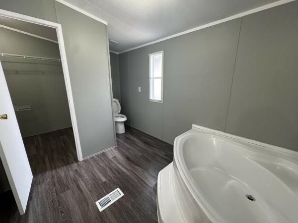 2000 Fleetwood Mobile Home