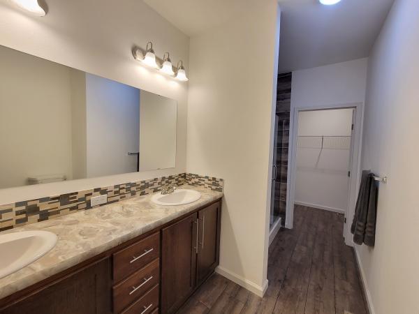 2023 Champion SCM582P Mobile Home