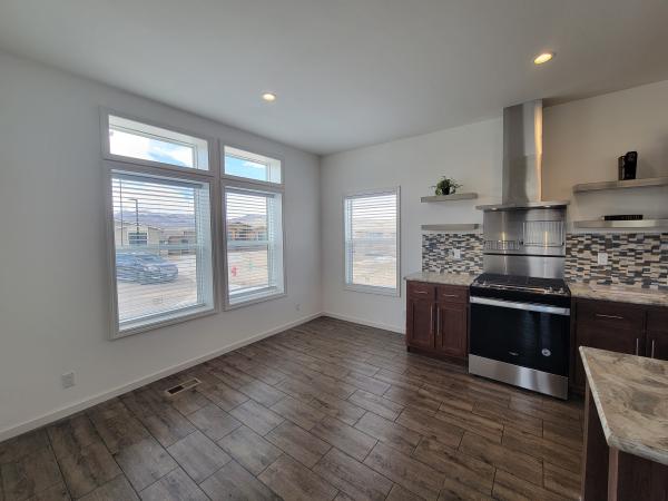 2023 Champion SCM582P Mobile Home