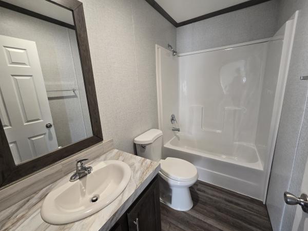 2023 Fleetwood 240WE28563x Mobile Home