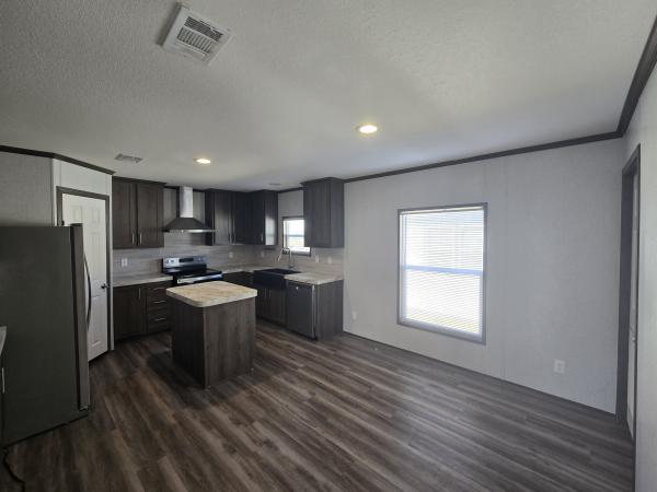 2023 Fleetwood 240WE28563x Mobile Home