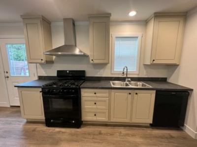 Photo 3 of 14 of home located at 62430 Locust Rd Lot 171 South Bend, IN 46614